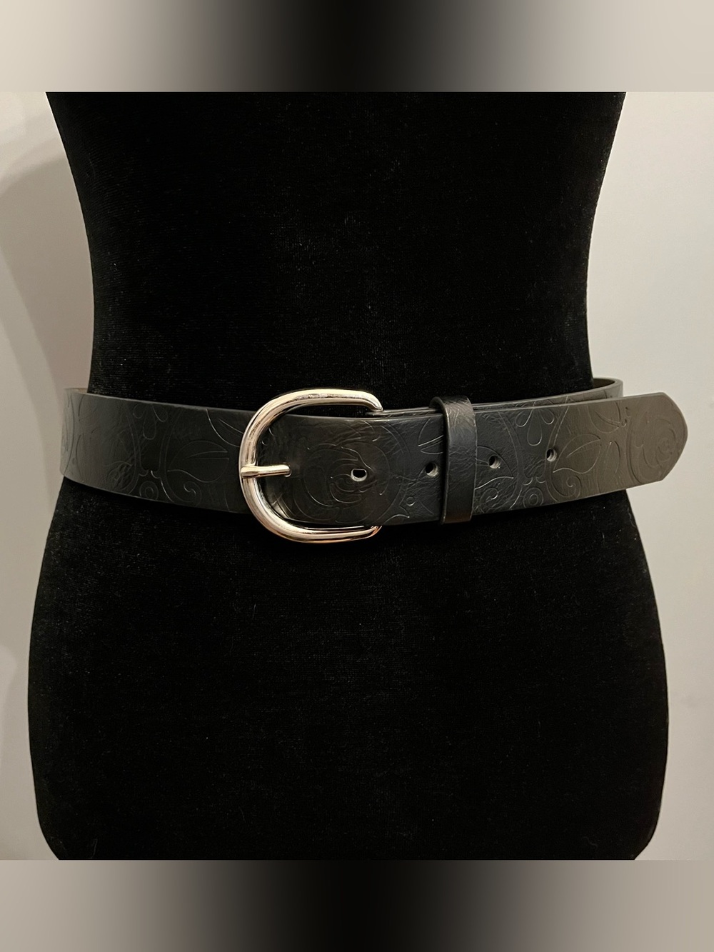 Black Embossed Synthetic “Leather” Belt, size SM